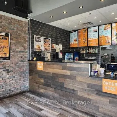 105,&nbsp;The Pond, York University Heights, Toronto