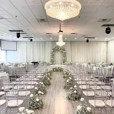 Commercial for sale, 4801, Steeles, Humber Summit, Toronto