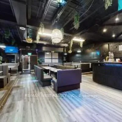 Commercial for sale, 901, Jane, Rockcliffe-Smythe, Toronto