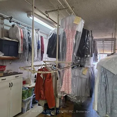 Commercial for sale, 262, Jane, Lambton Baby Point, Toronto