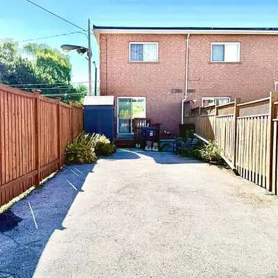 Commercial for sale, 2138, Eglinton, Briar Hill-Belgravia, Toronto