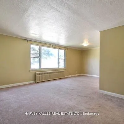 Commercial for sale, 90, Trethewey, Beechborough-Greenbrook, Toronto