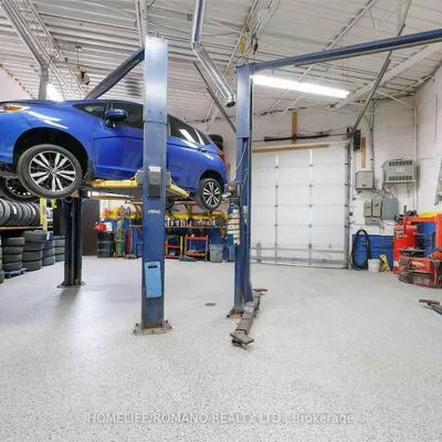 Commercial for sale, 101, Toro, York University Heights, Toronto