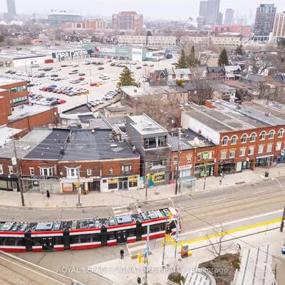 Commercial for sale, 2243, Dundas, High Park-Swansea, Toronto