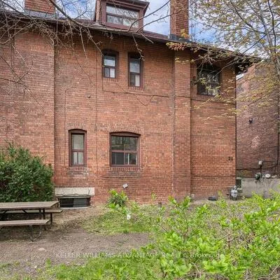 24,&nbsp;Indian Road, High Park North, Toronto