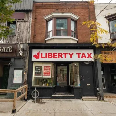 1665,&nbsp;Bloor, High Park-Swansea, Toronto