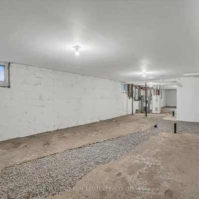 393*,&nbsp;Willard, Runnymede-Bloor West Village, Toronto