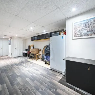 744-746,&nbsp;Wilson, Downsview-Roding-CFB, Toronto