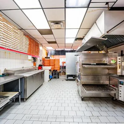 982,&nbsp;Albion, Thistletown-Beaumonde Heights, Toronto