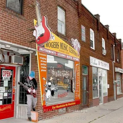 465,&nbsp;Rogers, Keelesdale-Eglinton West, Toronto