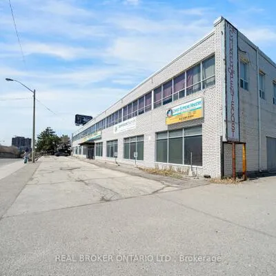 2256,&nbsp;Sheppard, Humbermede, Toronto