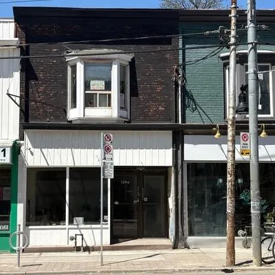 1594,&nbsp;Queen, Roncesvalles, Toronto
