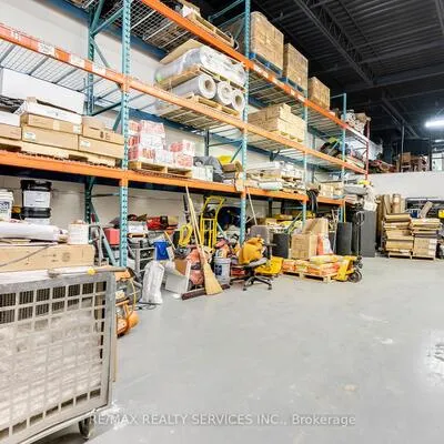 Commercial for sale, 120, Norfinch, Black Creek, Toronto