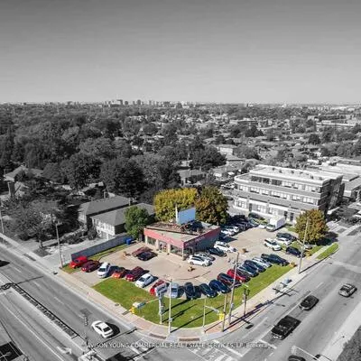 2310,&nbsp;Sheppard, Humbermede, Toronto