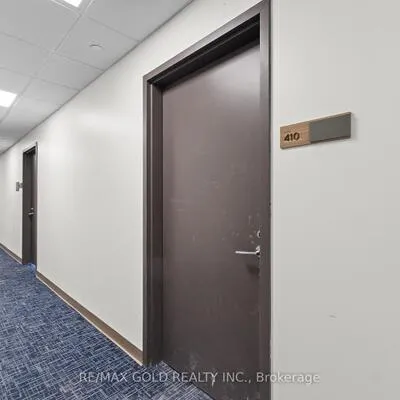 996,&nbsp;Martin Grove, West Humber-Clairville, Toronto
