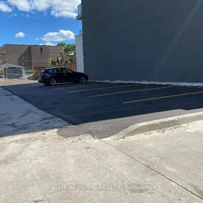 1745,1747 & 1753,&nbsp;St. Clair, Weston-Pellam Park, Toronto