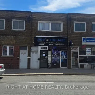 553,&nbsp;Rogers, Keelesdale-Eglinton West, Toronto