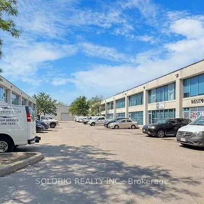 130,&nbsp;Industry, Brookhaven-Amesbury, Toronto