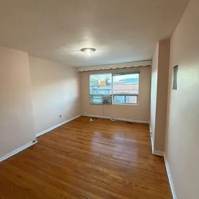 451,&nbsp;Rogers, Keelesdale-Eglinton West, Toronto
