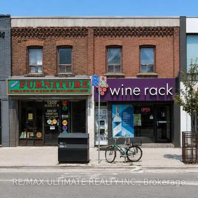 1298-1300,&nbsp;Bloor, Dovercourt-Wallace Emerson-Junction, Toronto