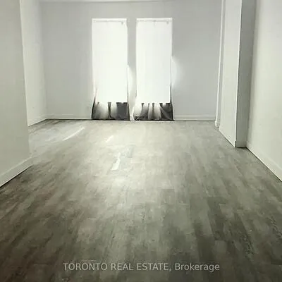 Commercial for sale, 1378, Queen, Roncesvalles, Toronto