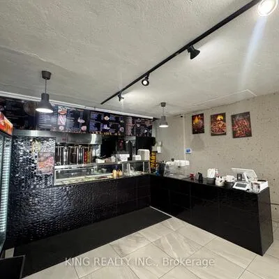 3277,&nbsp;Dufferin, Yorkdale-Glen Park, Toronto