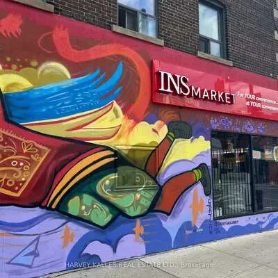 978,&nbsp;Bloor, Dovercourt-Wallace Emerson-Junction, Toronto