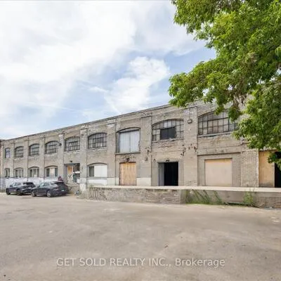 1020,&nbsp;Dupont, Dovercourt-Wallace Emerson-Junction, Toronto