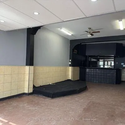 Commercial for sale, 1602, Eglinton, Briar Hill-Belgravia, Toronto