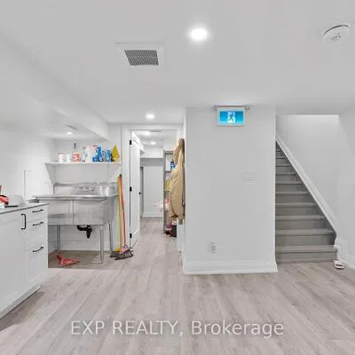 Commercial for sale, 514A, Evans, Alderwood, Toronto