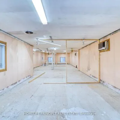 983,&nbsp;Dupont, Dovercourt-Wallace Emerson-Junction, Toronto