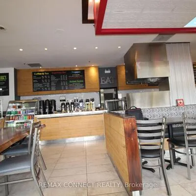 405,&nbsp;The West Mall, Princess-Rosethorn, Toronto
