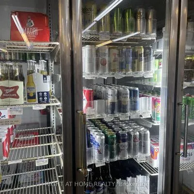 Commercial for sale, 838, Roselawn, Briar Hill-Belgravia, Toronto