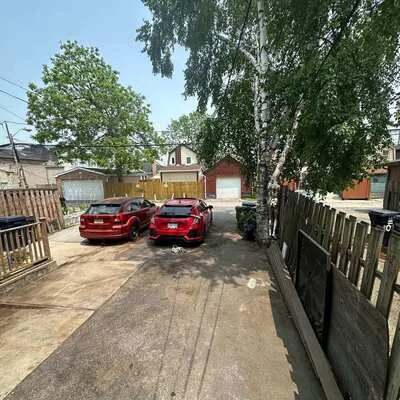 1085,&nbsp;Weston, Mount Dennis, Toronto
