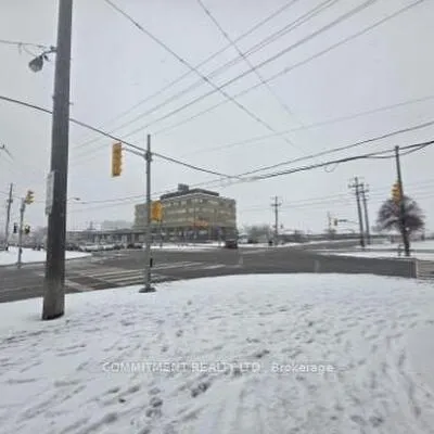 2100,&nbsp;Finch, Black Creek, Toronto