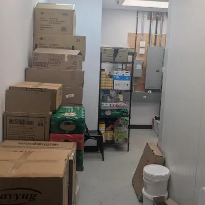 21,&nbsp;Rexdale, Etobicoke West Mall, Toronto