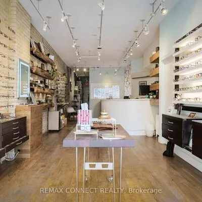 359,&nbsp;Roncesvalles, Roncesvalles, Toronto
