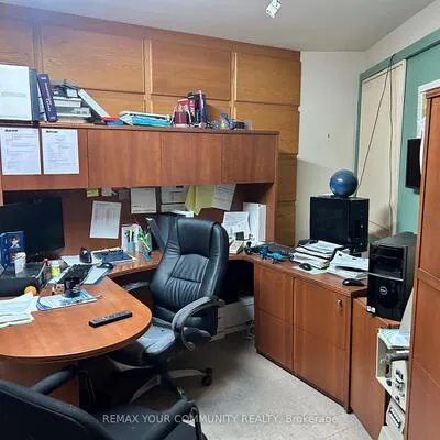 32,&nbsp;Goodmark, West Humber-Clairville, Toronto