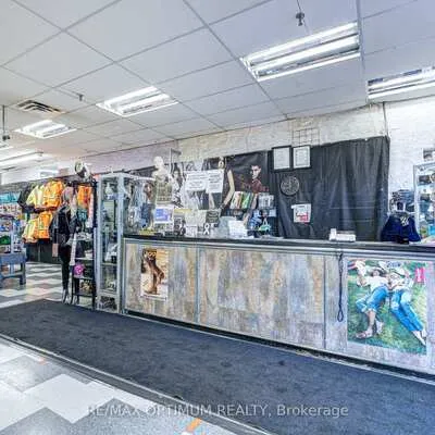 1625,&nbsp;Wilson, Downsview-Roding-CFB, Toronto