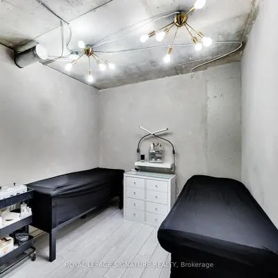 Commercial for sale, 475D, Rogers, Keelesdale-Eglinton West, Toronto