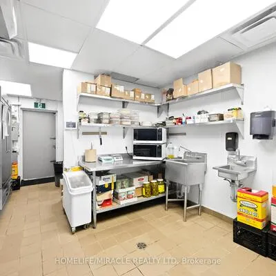 Commercial for sale, 2600, Weston, Humberlea-Pelmo Park W4, Toronto