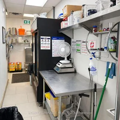 Commercial for sale, 890, Bloor, Dovercourt-Wallace Emerson-Junction, Toronto