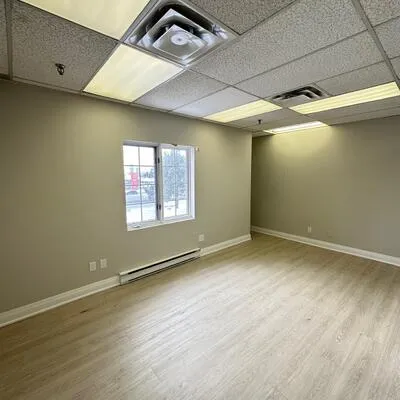 4500,&nbsp;Highway 7, East Woodbridge, Vaughan