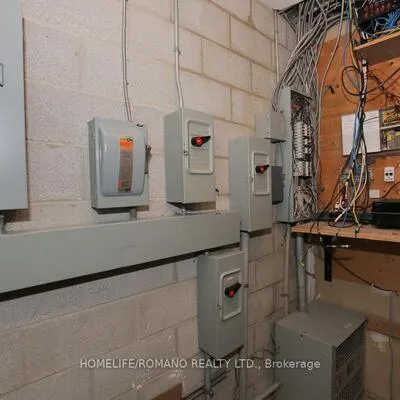 155,&nbsp;Caster, Pine Valley Business Park, Vaughan