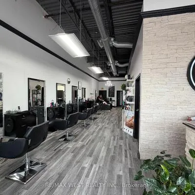 8707,&nbsp;dufferin, Patterson, Vaughan