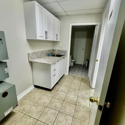 400,&nbsp;Creditstone, Concord, Vaughan