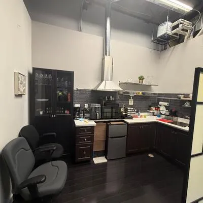 81,&nbsp;Zenway, West Woodbridge Industrial Area, Vaughan