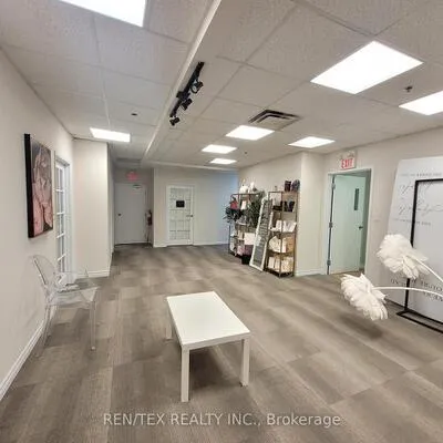 8611,&nbsp;Weston, East Woodbridge, Vaughan