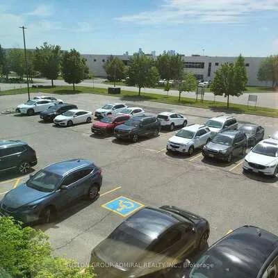 385,&nbsp;Connie, Concord, Vaughan