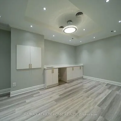 7398,&nbsp;Yonge, Crestwood-Springfarm-Yorkhill, Vaughan